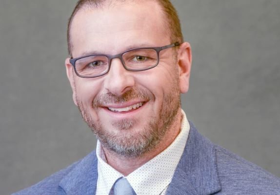 Matt Brzozowski, MBA, Advita Ortho, Vice President, U.S. Sales